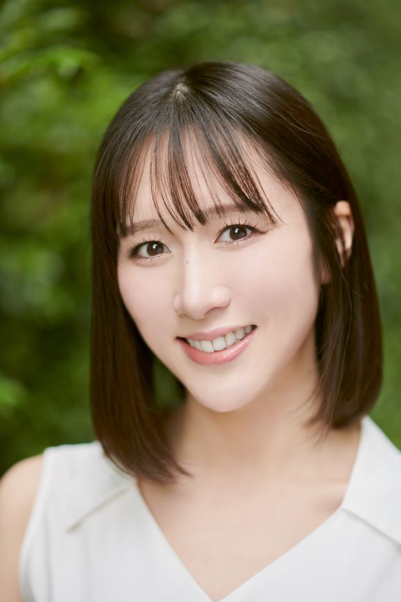 花房 里枝 <span>Rie Hanafusa</span>