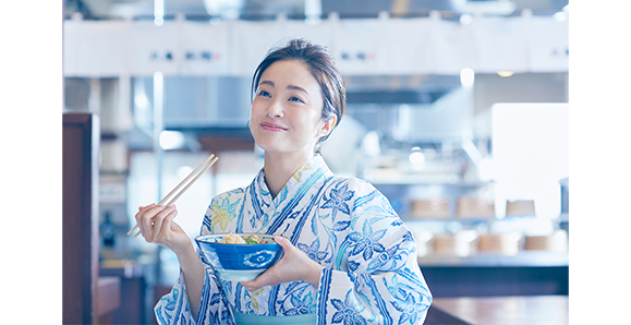 上戸彩 丸亀製麺ブランドアンバサダーに就任 ブランドアンバサダー就任 新cm発表会 に出席 オスカープロモーション